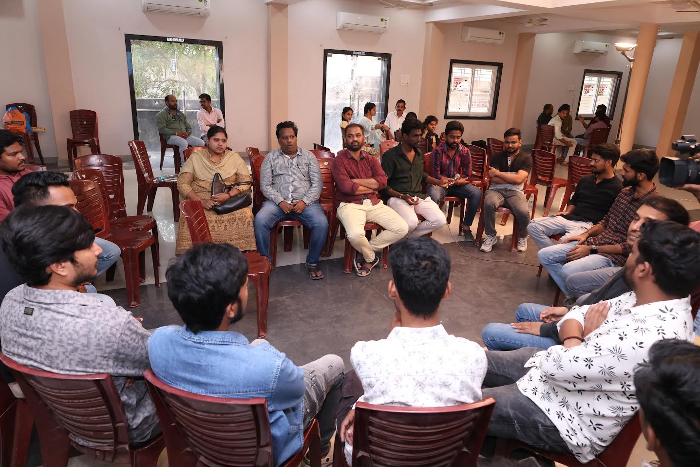 Circle Session — Community Meetup